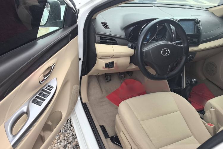 Used Toyota YARiS L 2014 1.3E Manual Charm Edition