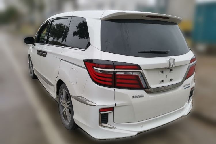 Used Honda Elysion 2019 2.0L Hybrid Supreme Edition
