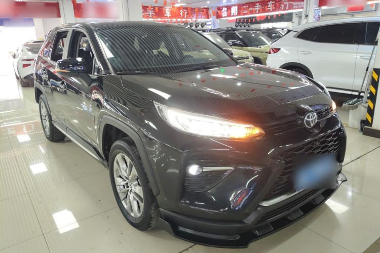Used Toyota Wildlander 2022 2.0L CVT Two-Wheel Drive Luxury PLUS Edition

