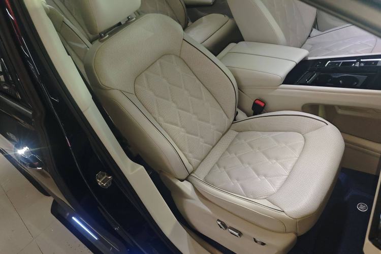 Used Volkswagen Viloran 2023 380TSI Prestige Edition
