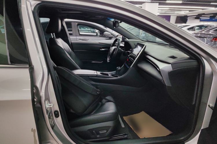 Used Toyota Avalon 2023 2.0L Premium Edition