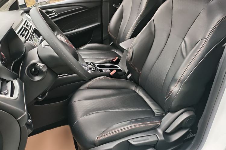 Used Roewe i5 2020 1.5L Automatic 4G Connected Linghao Edition