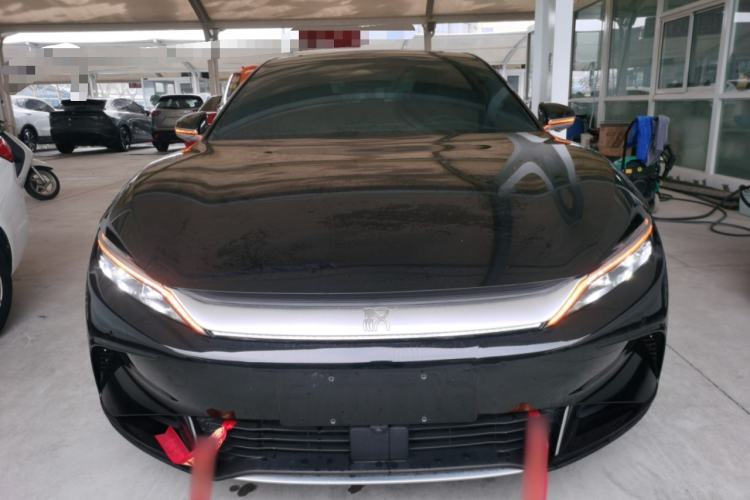 Used BYD Han 2024 EV Glory Edition 605KM Front-Wheel-Drive Premium Model
