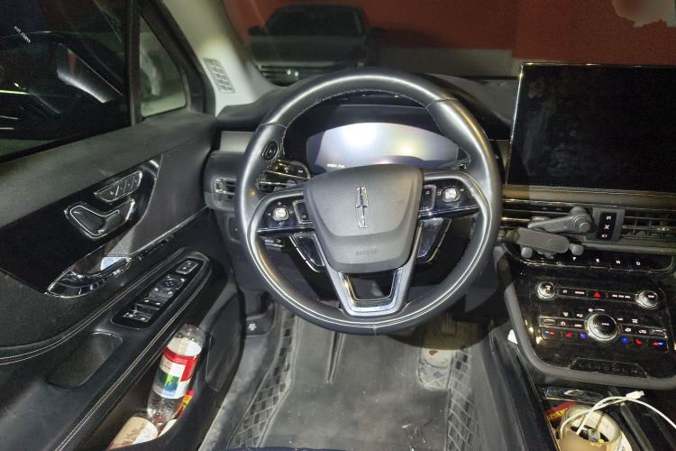 Used Lincoln Corsair 2022 2.0T Two-Wheel Drive Deluxe Edition
