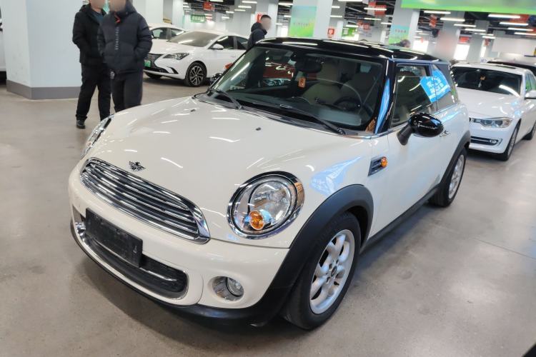 Used MINI MINI 2011 1.6L COOPER Fun