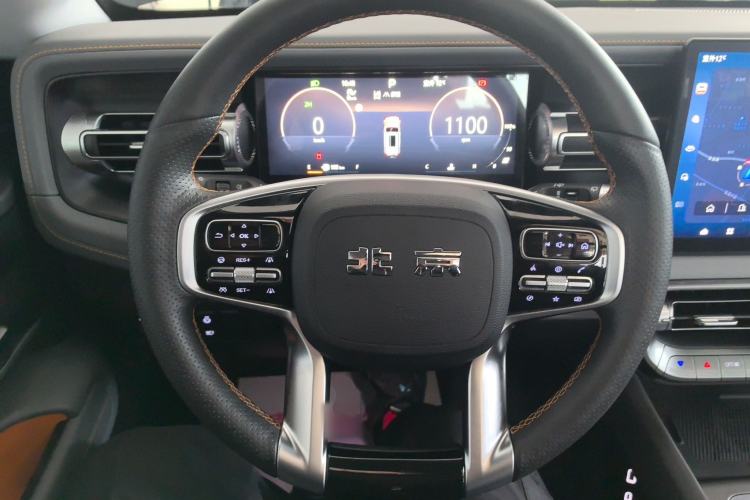 Used Beijing Auto BJ40 2024 2.0T All-New Urban Hunter Edition Chivalrous Style