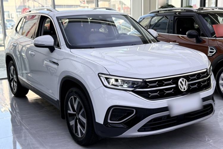 Used Volkswagen Tayron 2024 300TSI Two-Wheel-Drive Luxury Plus Advanced Version
