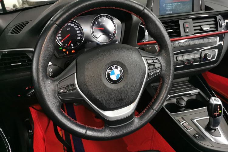 Used BMW 2 Series 2018 220i Convertible Coupe Sports Design Package
