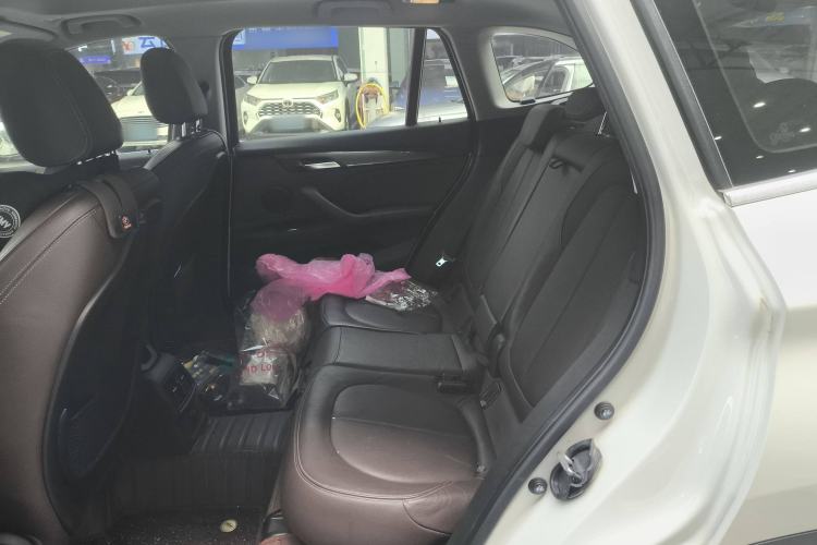 Used BMW X1 2018 sDrive18Li Luxury Model
