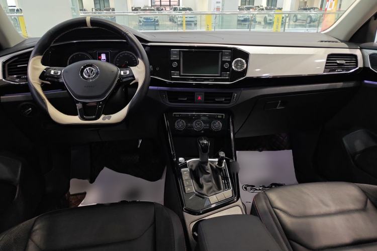 Used Volkswagen Tayron 2019 330TSI Two-Wheel-Drive Luxury Version China V Emission Standard