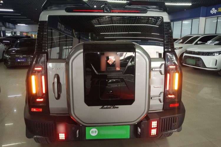 Used JETOUR Traveler 2023 2.0T All-Wheel Drive CrossPRO+
