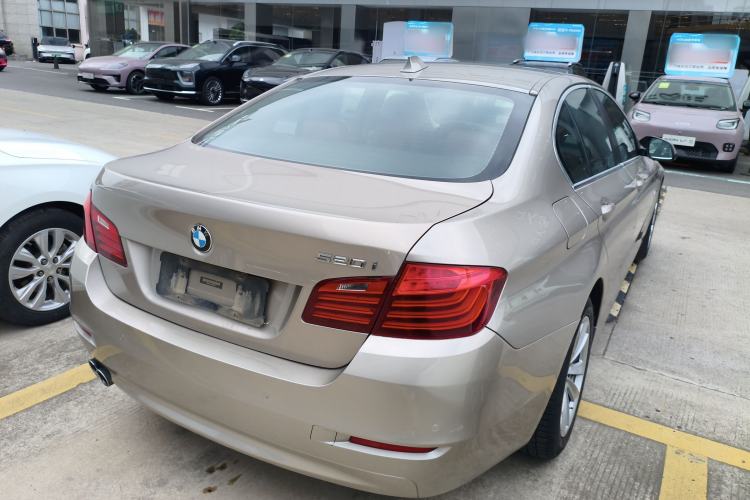 Used BMW 5 Series 2014 520i Elegant Edition