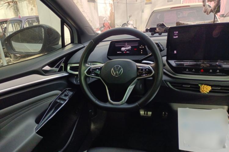 Used Volkswagen ID.4 CROZZ 2021 Long-Range Lite PRO Two-Wheel Drive Version