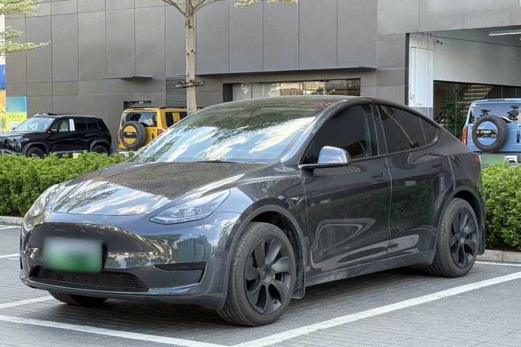 Used Tesla Model Y 2024 Rear-Wheel-Drive Version
