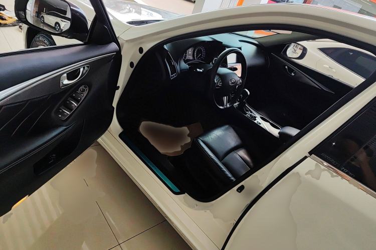 Used Infiniti Q50L 2015 2.0T Enjoyment Edition
