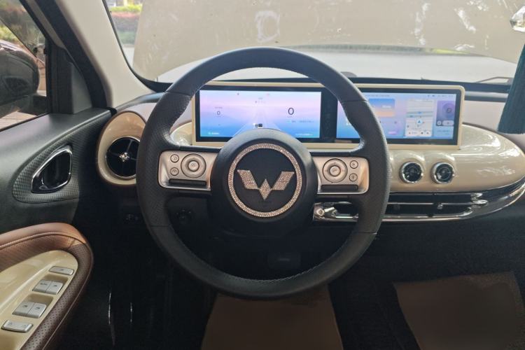Used Wuling Bingo 2023 333 km Lingxi Connected Version

