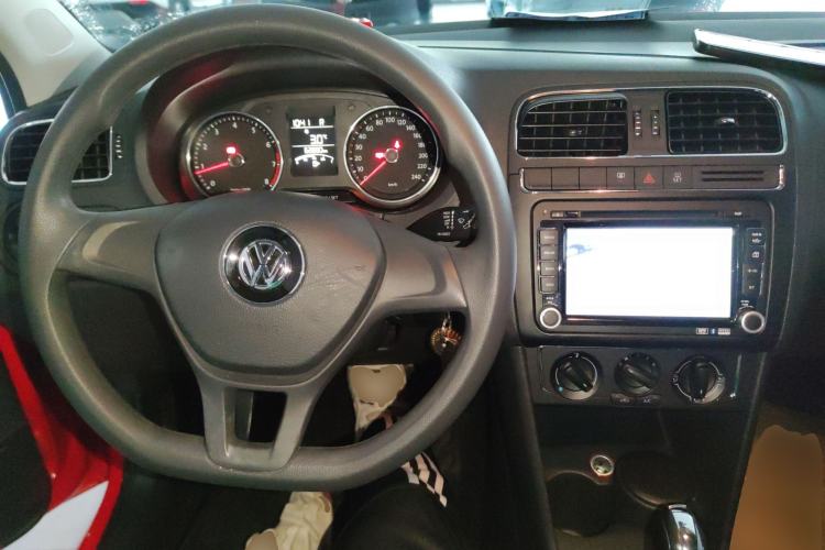 Used Volkswagen Polo 2014 1.6L Automatic Comfort Edition