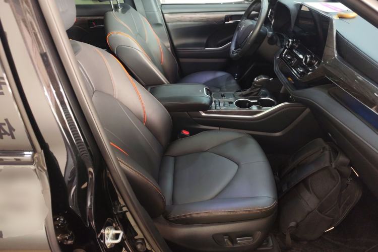 Used Toyota Crown Land Cruiser 2024 2.5L HEV Four-Wheel Drive Premium Edition
