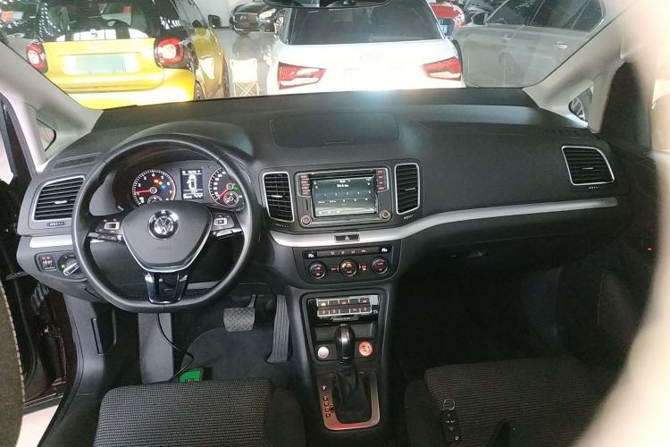 Used Volkswagen Sharan 2018 Revised Version 380TSI Comfort Edition 7-Seater
