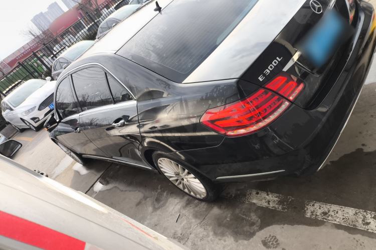 Used Mercedes-Benz E-Class 2015 Facelift E 180 L
