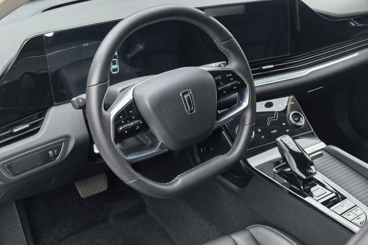 Used Bestune B70 2022 Third Generation 2.0T Automatic Enjoyment Version
