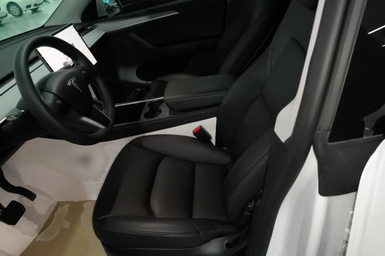 Used Tesla Model Y 2023 Rear-Wheel-Drive Version