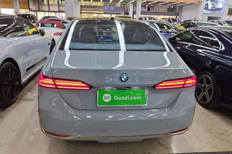 Used BMW i5 2024 eDrive 35L Prestige Luxury Package
