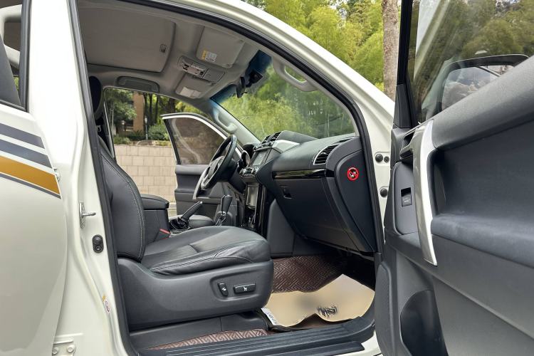 Used Toyota Prado 2016 2.7L Automatic Standard Edition
