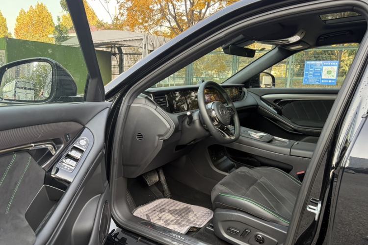 Used VOYAH FREE 2025 318 318 km Rear-Drive Touring Edition
