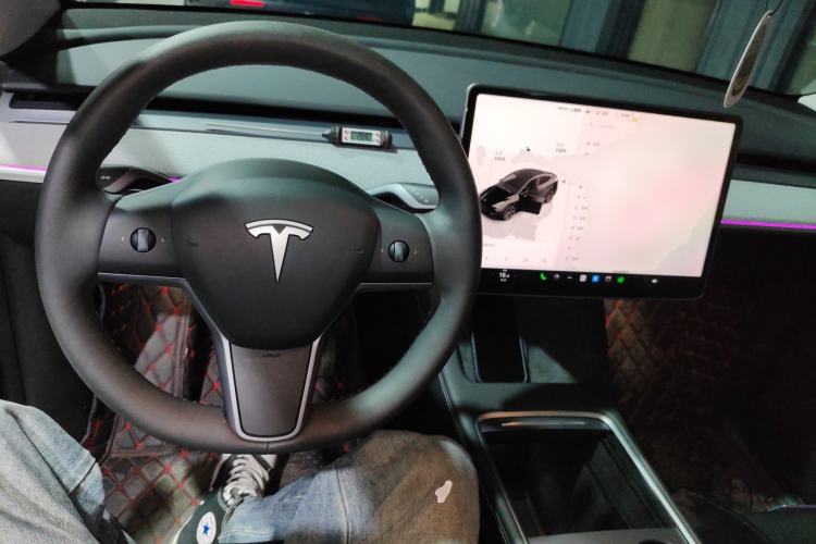 Used Tesla Model Y 2023 Rear-Wheel-Drive Version