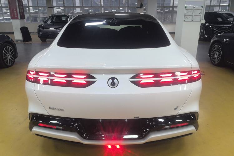 Used Denza Z9 2024 1100 km All-Wheel-Drive Ultra Version