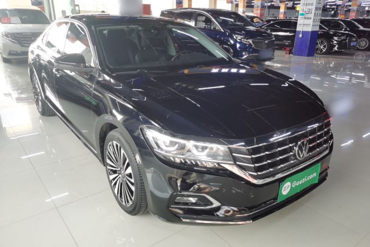Used Volkswagen Passat 2020 Revised Version 330TSI Luxury Edition China VI Standard
