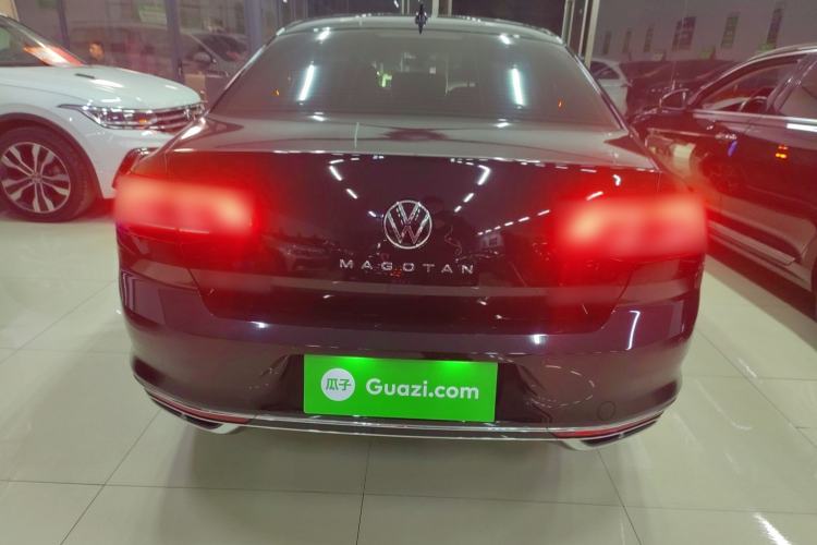 Used Volkswagen Magotan 2025 Zhongxiang Version 330TSI DSG Luxury Edition
