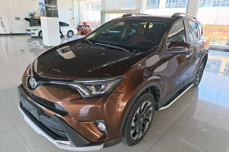 Used Toyota RAV4 2016 2.5L Automatic 4x4 Elite Edition
