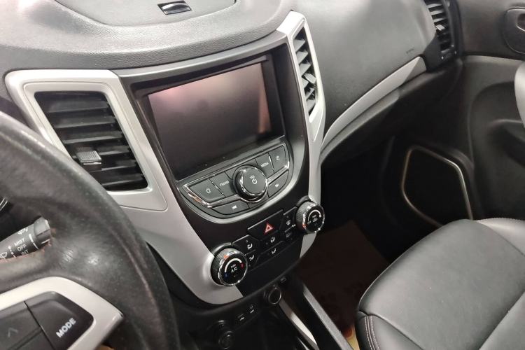 Used Changan CS35 2016 1.6L Manual Luxury Model China V Standard
