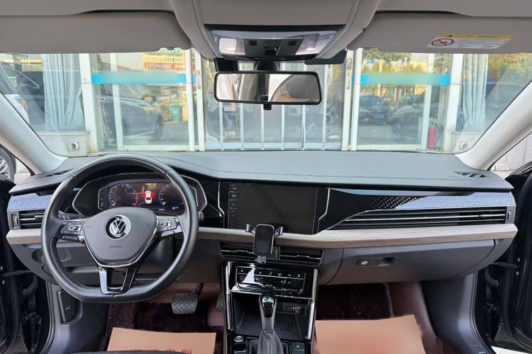 Used Volkswagen Passat 2021 330TSI Luxury Edition
