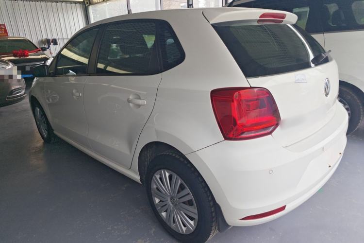 Used Volkswagen Polo 2016 1.6L Automatic Comfort Model
