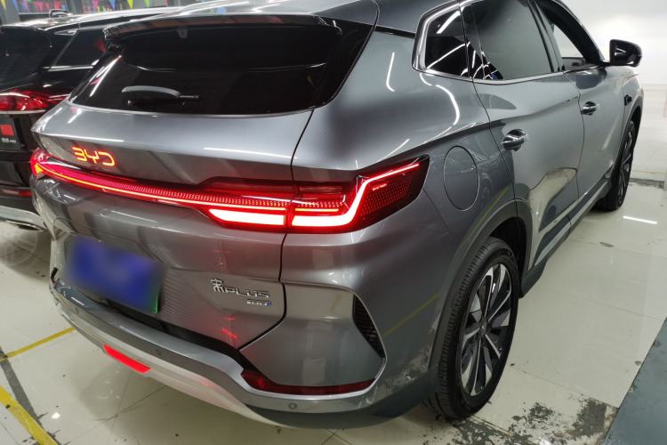 Used BYD Song PLUS New Energy 2025 EV Intelligent Driving Version 520km Premium Model
