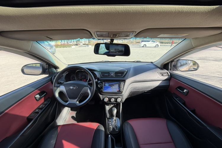 Used Kia K2 2015 Hatchback 1.4L AT GLS Cool Edition
