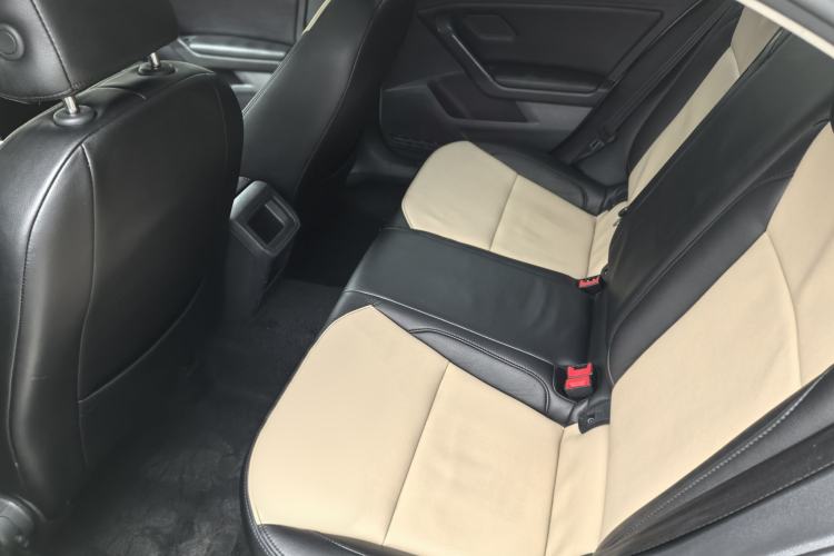 Used Volkswagen Lamando 2019 230TSI DSG Fashion Edition China VI