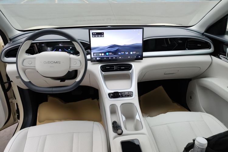 Used  Geome 2025 310km Dream Edition