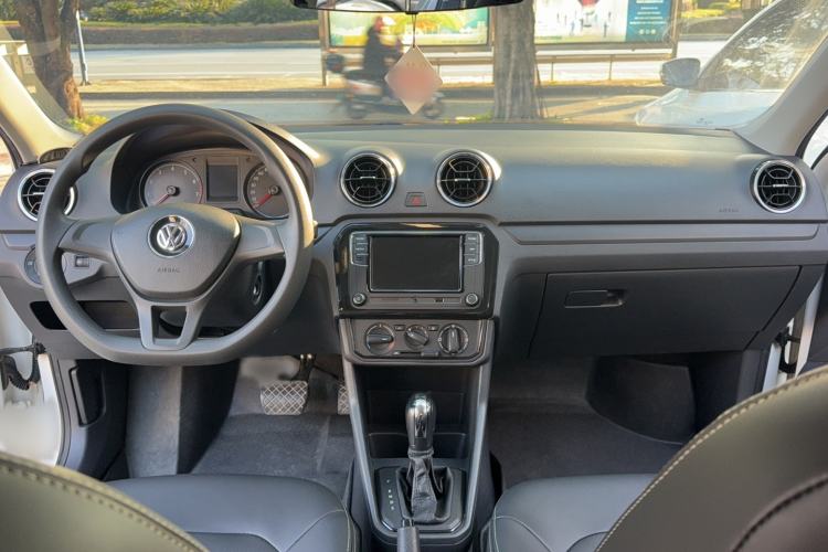 Used Volkswagen Jetta 2017 1.5L Automatic Fashion Model