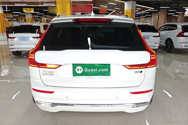 Used Volvo XC60 2024 B5 4x4 Smart Luxury Edition