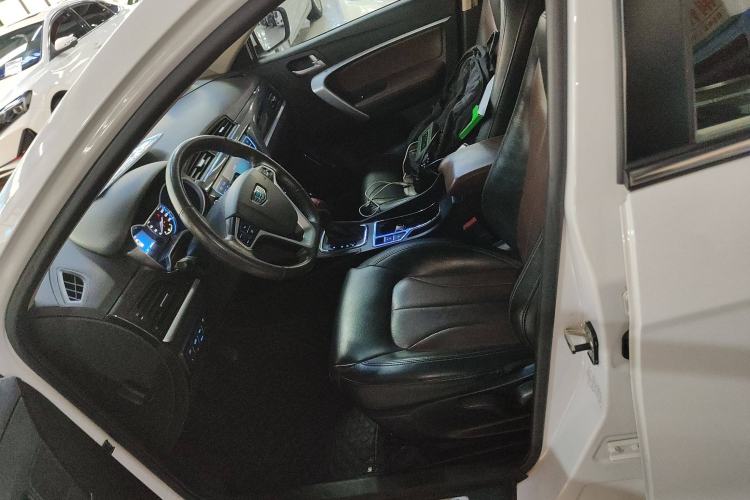 Used Geely Auto Emgrand 2017 Hatchback RS Million Edition 1.5L CVT Upward Version
