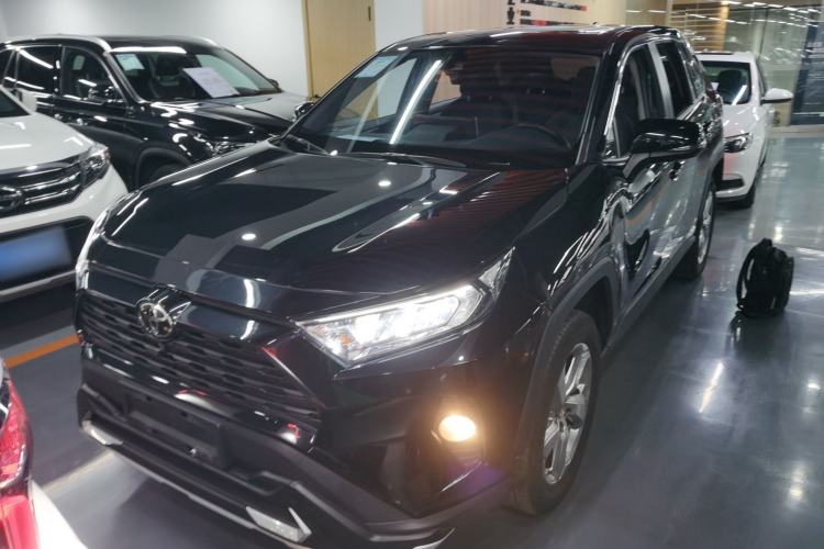Used Toyota RAV4 2020 2.0L CVT Two-Wheel Drive Fashion Edition
