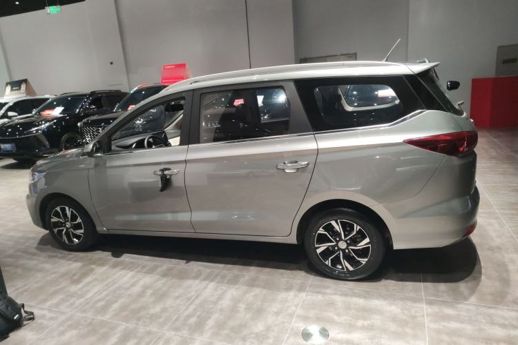 Used Baojun 360 2019 1.5L CVT Luxury Model China VI