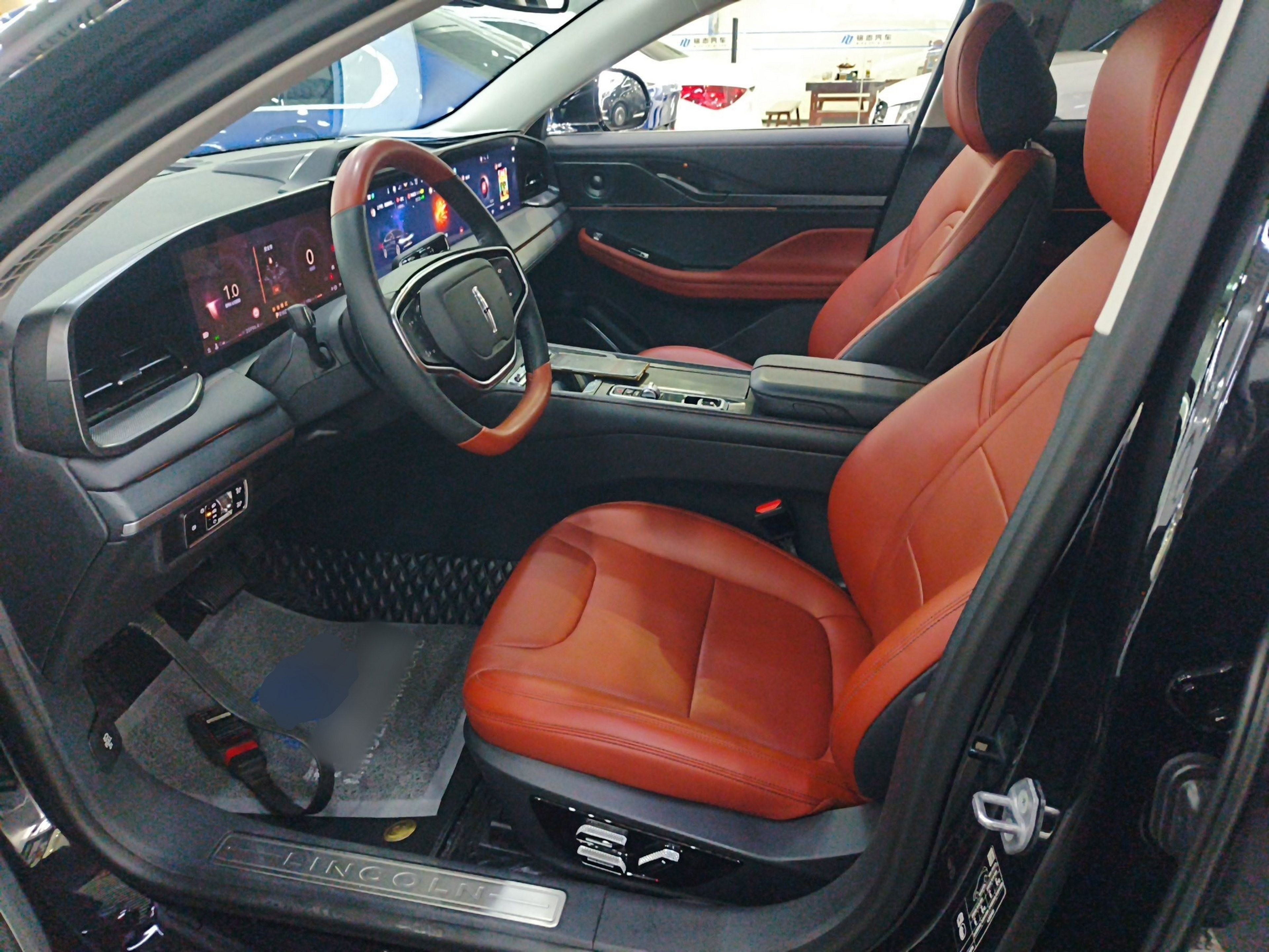 Переднее сиденье в автомобиле