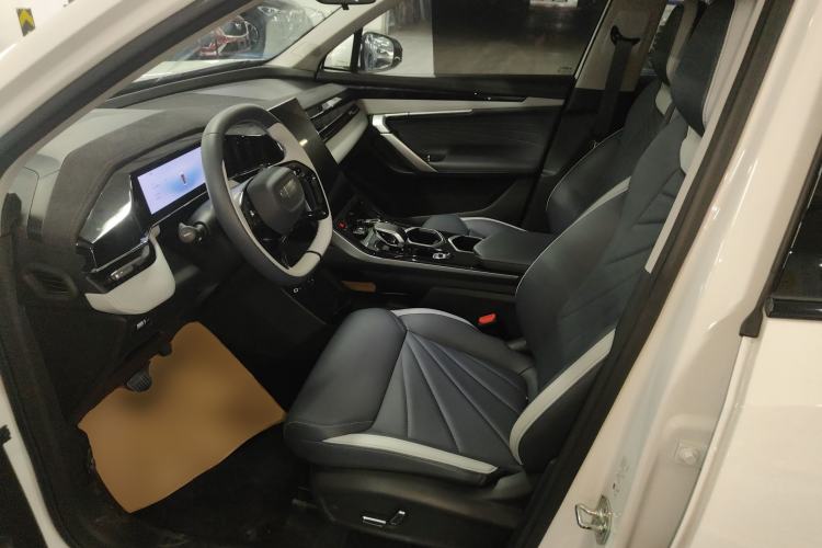 Used Geely Auto FX11 2023 1.5TD DCT Glory Edition
