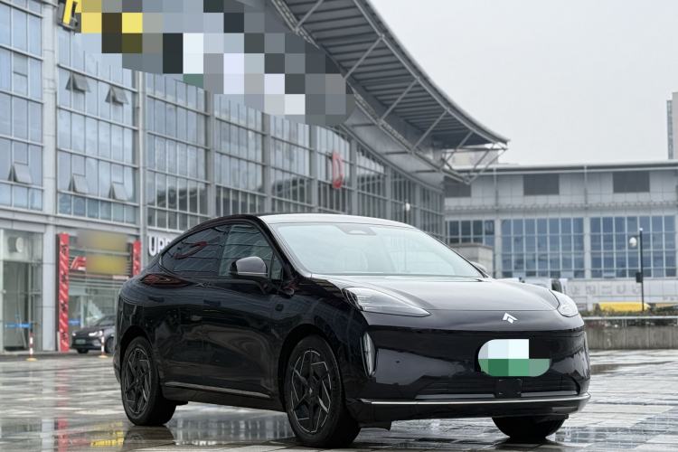 Used  HT 2023 670 Rear-Drive Ultra-High-Voltage NDA Version