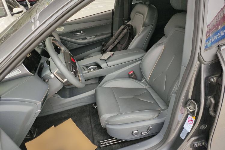 Used  SL03 2022 515 Pure Electric Version
